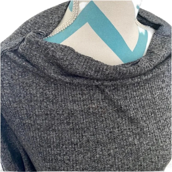 Free People We the Free Oversized Top EUC small - Picture 5 of 5